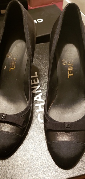 Chanel heels - Picture 1 of 5